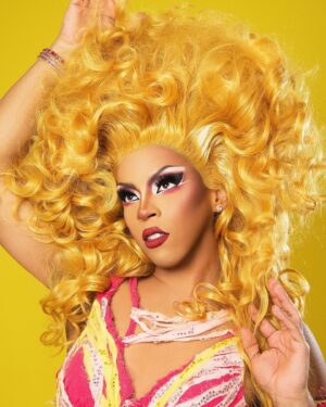 Jax Instagram - Tore.

📸: @adamouahmane 
👗: @jager.nyc 
💇🏽‍♀️: @theonlymadd