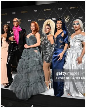 Jax Instagram - Hey, We saw you from across the Emmys and like your vibe ;) .

Such an honor to be able to attend the emmys and share this moment along side my sisters and the amazing crew that puts @rupaulsdragrace together and on the map ❤️!

Accidentally dropped my phone and these are unironically the only photos i took of the night and i wouldn’t have it any other way 😭😂.

👗: @snackum_dackum .
💇🏽‍♀️: @damorewigs .