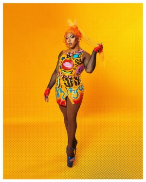 Jax Instagram - Grafititititata yeah im 🐱 b!t€h

👗/ 👛 by @nickyonyc 
📸: @fernandopalafox 
💇🏽‍♀️: @wigsbyatlas