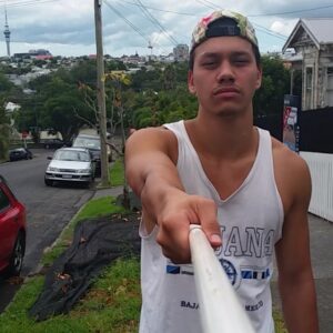 Jayden Daniels Instagram - Selfie game too strong #selfiestick #maoristick #cubanobrothers @aggytarrant