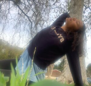 Jaz Sinclair Instagram - Grounding 🌱