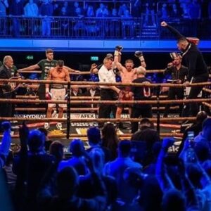 Jazza Dickens Instagram - 4 Euro & 3 world title fights all without backing of a TV promoter.

The lessons learned will stick with me for ever. The biggest one being SELF WORTH!

I will now manage myself towards a world title once more. 

On behalf of myself and family THANKYOU for everything @tonybellew