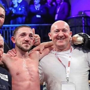 Jazza Dickens Instagram - 4 Euro & 3 world title fights all without backing of a TV promoter.

The lessons learned will stick with me for ever. The biggest one being SELF WORTH!

I will now manage myself towards a world title once more. 

On behalf of myself and family THANKYOU for everything @tonybellew