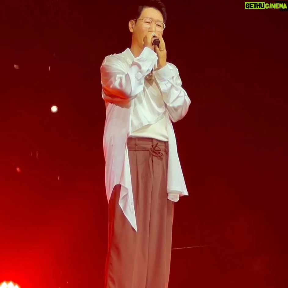 Jee Seok-jin - 134.5K Likes - 필리핀 팬 여러분 정말 감사해요!!
늘 부족한 우리지만 항상 반겨주시고 응원해 주셔서 우리 멤버들 모두 감사하고 있어요!♡
#thank-u #philippines #manila