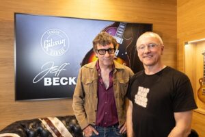 Jeff Beck Instagram - On what would have been Jeff Beck’s birthday, Gibson held a gathering with some of Jeff’s long-time friends and collaborators to celebrate his memory at the Gibson Garage London, with the launch of the Gibson Custom Jeff Beck “YardBurst” 1959 Les Paul Standard. 

At this intimate event, attendees included Jimmy Page, Billy Gibbons, Chris Robinson, Graham Coxon and Sandra Beck, who gathered to remember the guitar legend at a show curated and hosted by Imelda May, which included performances from Toby Lee, Johnny Depp and from Jeff’s live band, Anika Nilles.

📷: Robin Clewley