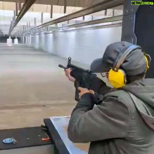 Jeff Bonnett - 1.4K Likes - Shootin' some freedom fries through the ole' carrier pigeon š« #murica #fna