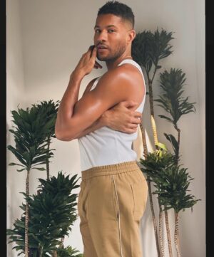 Jeffrey Bowyer-Chapman Instagram - “𝚒’𝚖  𝚒𝚖𝚙𝚛𝚎𝚜𝚜𝚎𝚍  𝚠𝚒𝚝𝚑  𝚖𝚢𝚜𝚎𝚕𝚏  𝚏𝚘𝚛  𝚐𝚎𝚝𝚝𝚒𝚗𝚐  𝚑𝚎𝚛𝚎 /  𝚋𝚞𝚝  𝚒’𝚖  𝚗𝚘𝚝  𝚜𝚘  𝚒𝚖𝚙𝚛𝚎𝚜𝚜𝚎𝚍  𝚠𝚒𝚝𝚑  𝚑𝚎𝚛𝚎”©️ #gucci