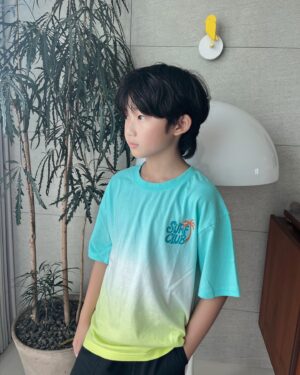 Jegal Eun-yu Instagram - #협찬
바캉스 가고싶어지는 옷~
곧 방학이다 조만간 떠나자!!!🌴🌴

은유랑 같이 떠나실분~🙌🏻

@topten10kids_official

#TOPTEN1OKIDS #TOPTENKIDS
#탑텐키즈 #탑텐키즈서포터즈 #키즈반팔티 #키즈반바지 #키즈여름셋업 #썸머룩 #놀이터 #초딩 #10살 #아들 
#키즈모델 #남아모델 #주니어모델 #미소천사 #키즈여름코디 #키즈스타일링