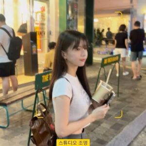 Jei Instagram - 넘 재밌쟈나🤍