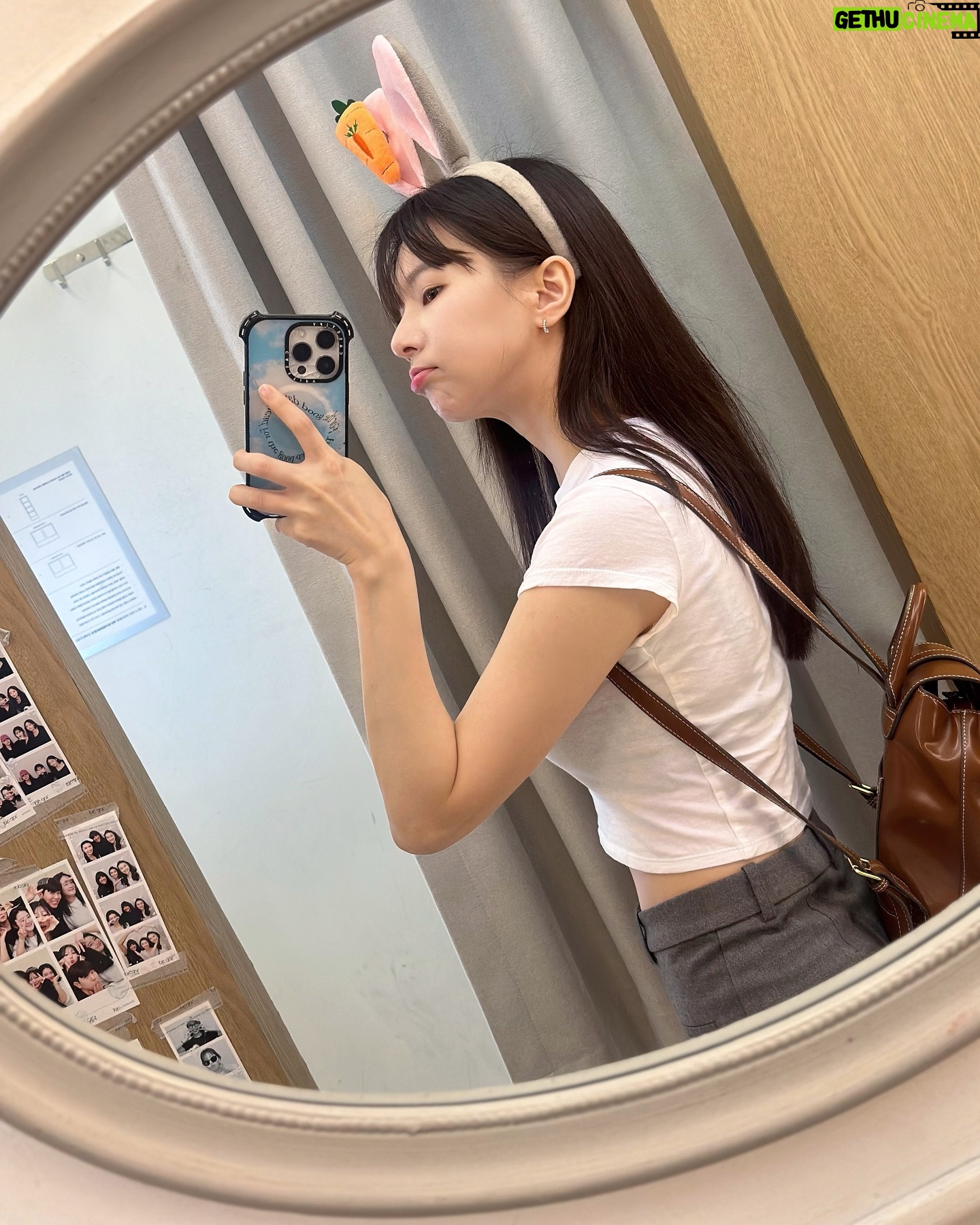 Jei - 2.4K Likes - 넘 재밌쟈나🤍