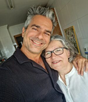 Jel Instagram - Mãe, Amor primeiro, Amor maior. 
Obrigado por tudo. Amo-te muito.