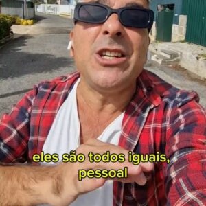 Jel Instagram - "Eles são todos iguais"
Mais ensinamentos como este no meu espectáculo de Stand-Up Comedy "Excesso de Bagagem".
Próximas datas: 
10/4 - Lisboa (quase esgotado)
13/4 - Moura
19/4 - Paços de Ferreira (pi100pé)
30/4 - Póvoa de Varzim 
04/5 - Alverca 
17/5 - Palmela 
18/5 - Sines
24/5 - Almada
(mais datas a  anunciar brevemente)
Bilhetes, datas e locais no link da bio e stories