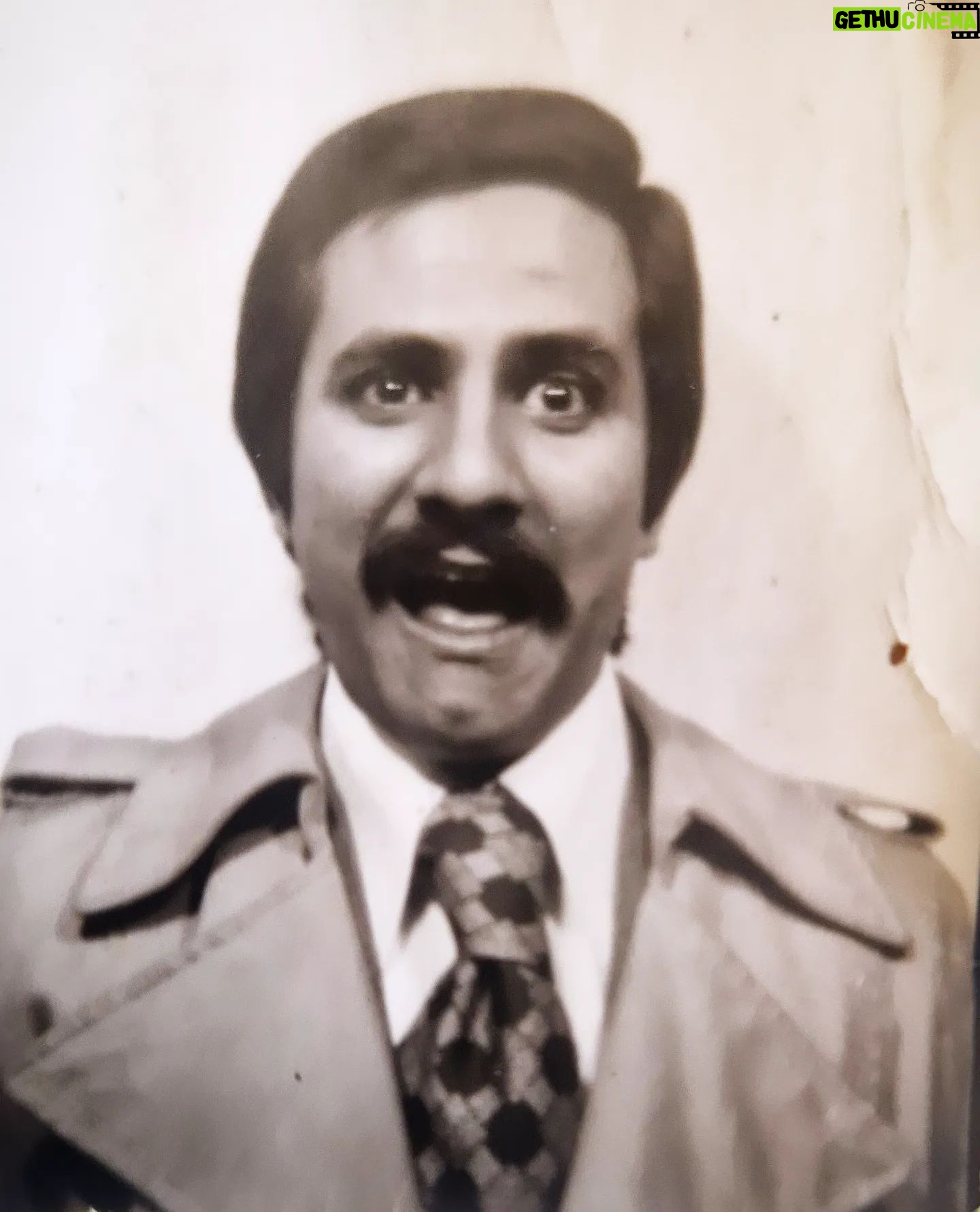 Jel - 3 Likes - Hoje farias 75 anos, Macaco. Não passa um dia que não pense em ti, que não te ouça na minha voz e que não te veja no meu reflexo do espelho. Parabéns Pai.