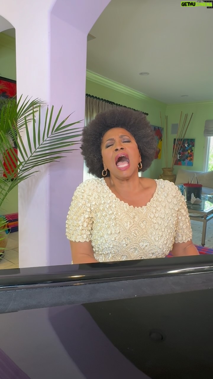 Jenifer Lewis - 102.9K Likes - CONGRATULATIONS @VP KAMALA HARRIS!! #Harris2024 #VoteBlue💙