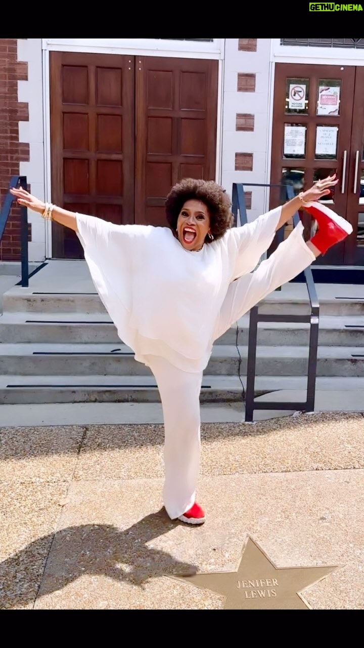 Jenifer Lewis - 23.9K Likes - Honored to receive my STAR on the ST. LOUIS WALK OF FAME. Thank you to the city of St. Louis, the city of Kinloch, and Mr. Joe Edwards for so much love. ❤️❤️❤️ Happy early Jackie Washington Day errrybody! ❤️❤️❤️
filmed & edited by @itsshangela