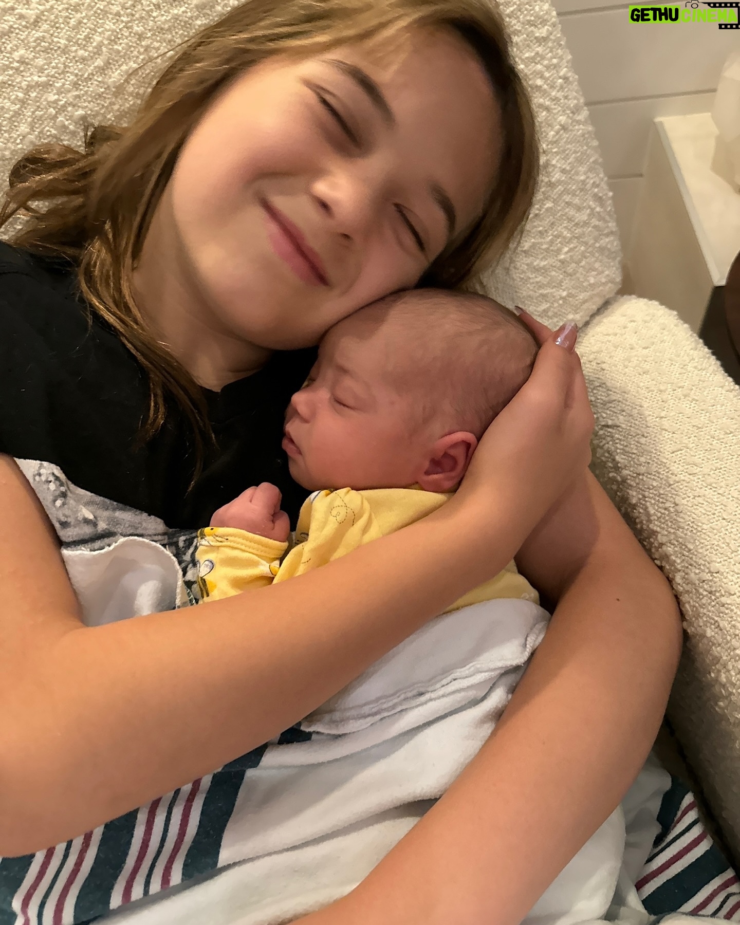 Jenna Dewan - 163.8K Likes - Baby bliss with a side of mastitis