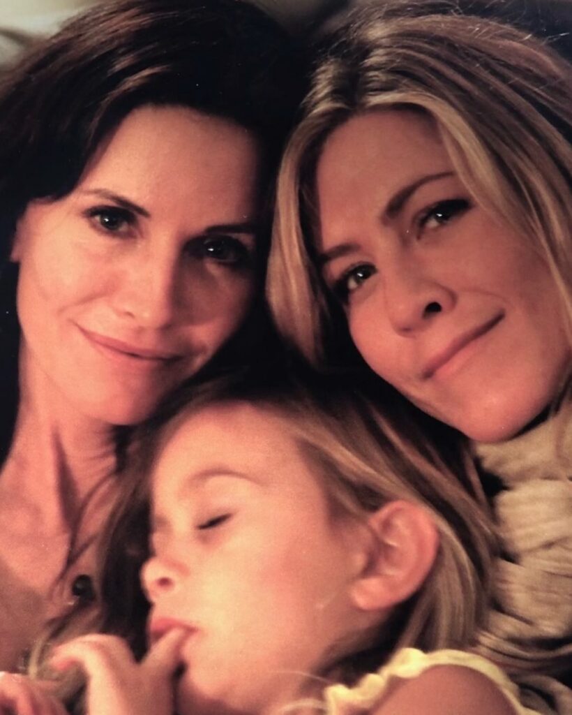Actress Jennifer Aniston HD Instagram Photos and Wallpapers July 2024