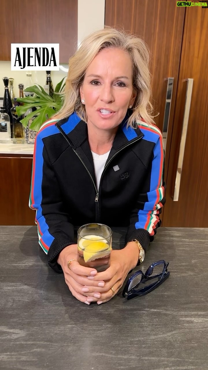 Jennifer Ashton - 9.9K Likes - 3 things I never drink/ eat as a Nutritionist: 1) Soda (regular OR Diet). Adult women have approx 55% of our bodies made up of water, not soda. Therefore, this is the liquid our bodies need. Period.
2) processed/ deli meats: yes it’s protein BUT… these meats tend to be lower in protein than other kinds of meat because other animal parts are added. They are also very high in sodium and saturated fat. Processed meats are concidered carcinogenic (due to containing nitrites to extend shelf life) and linked to heart disease and diabetes.
3) anything labeled “fat free”… watch the above for why…
For more nutrition/ womenshealth/weight management information, sign up for our free weekly newsletter at Www.joinajenda.com
#nutritionist #doctorlife #health