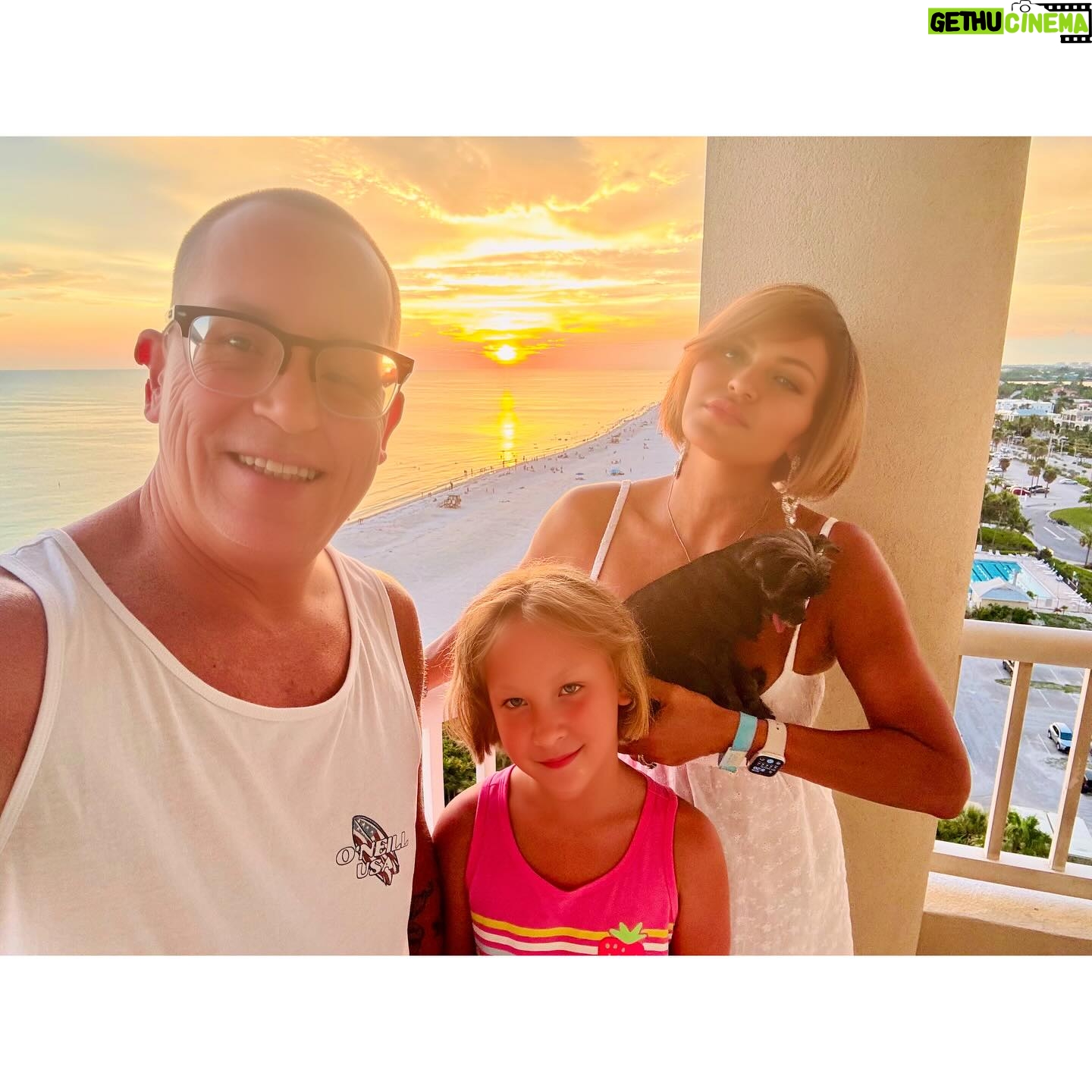Jennifer Gimenez - 6.5K Likes - Summer time vibes…
What an amazing get away we had with my gorgeous and amazing husband @timryandopeman and our sweet Kenzie.
And let’s not forget little #Maylay.
#Summer #SummerTime #Beach #Getaway #Family #SoberParents #SoberFamily #TimJenn #Powercouple #WeAreAForce #DopeToHope #JenniferGimenez #TimRyan #Recovery #Sober #SuperModel #Actress #Actor #Fashion #Movies #RealityShows #TVPersonalities
#Writer #Influencer #Speaker #Interventionist #Podcast #TheTimAndJennShow #SoberIsSexy