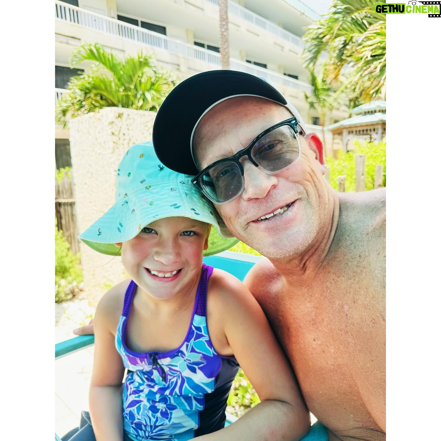 Jennifer Gimenez - 6.6K Likes - It’s been an epic summer for @timryandopeman, myself, @abriiia and Mackenzie. We had a chance for a few get aways. So beyond blessed that we got to create so so many memories with the family.
#family #SoberParents #TheGiftsOfRecovery #Sobriety #TimJenn #Powercouple #WeAreAForce #DopeToHope #JenniferGimenez #TimRyan #Recovery #Sober #SuperModel #Actress #Actor #Fashion #Movies #RealityShows #TVPersonalities
#Writer #ChangeMaker #Influencer #Speaker #Interventionist #Podcast #TheTimAndJennShow #SoberIsSexy