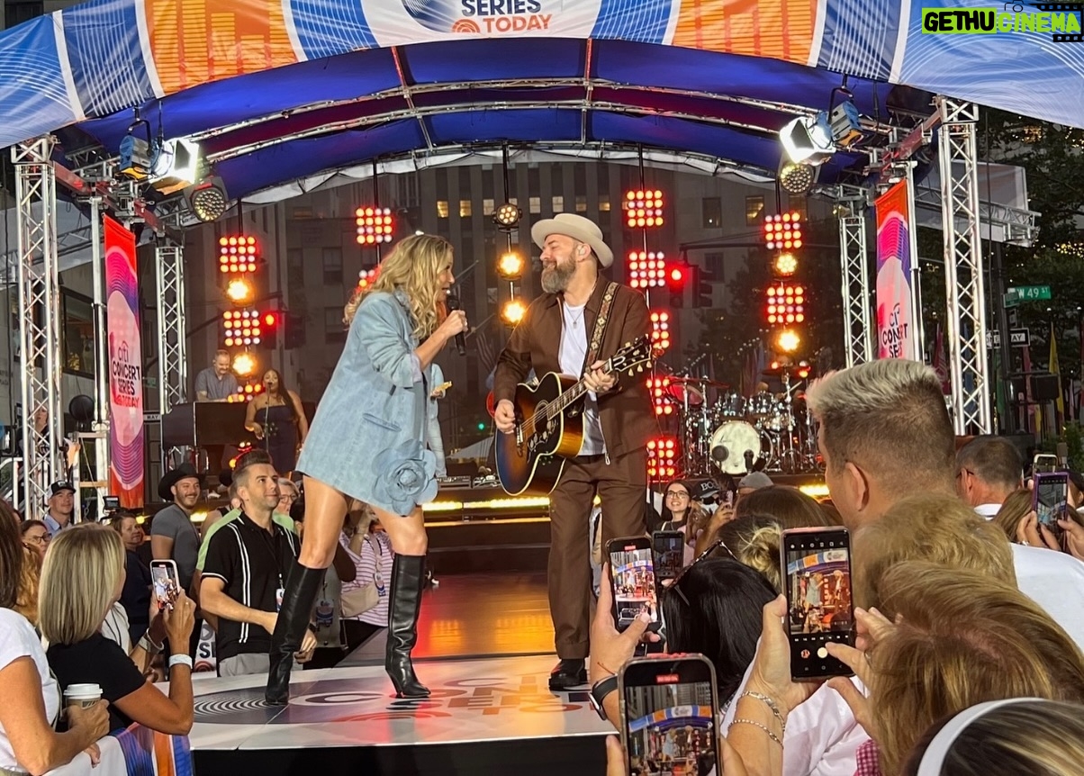 Jennifer Nettles - 6.8K Likes - Just a little warm up for tour.. Loved singing on the @todayshow with @littlebigtown! Get your tickets now for the Take Me Home tour! ❤️