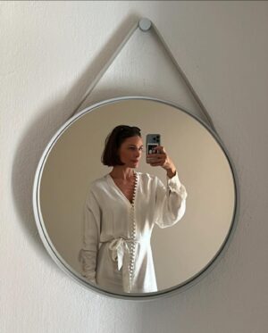 Jenny Skavlan Instagram - Jeg har fått meg en solsikkemann. 🌻🌻