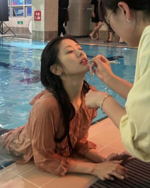 Jeong So-min Instagram - 석류의 이모저모
오늘도 #엄마친구아들 9시20분❗️
@tvn_drama @netflixkr