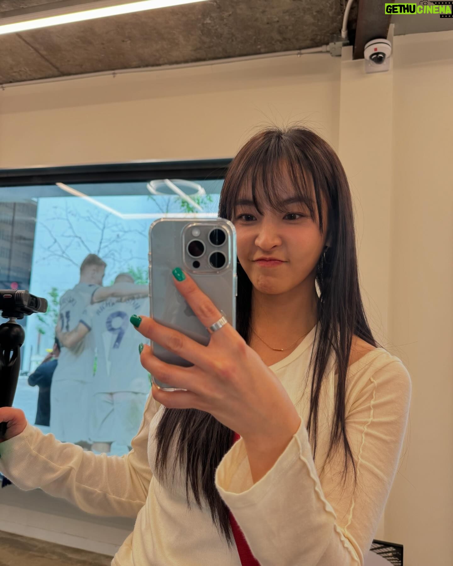 Jeong Yu-mi - 7.8K Likes - 도치랑 데이트한DAY.🩵
#풋볼스탠다드