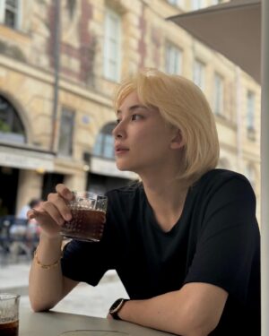 Jeonghan Instagram - 🖤