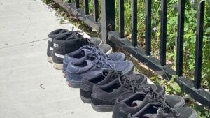 Jeremy Wray Instagram - You skating around with holes in your shoes? You wear size 11? You anywhere near Brea Skatepark right now? If you answered yes to some (or all) of these questions, make your way over to the Brea Skatepark and grab a pair on me 🤙🏼! Lots of good ones in the bunch. Some skated more than others and more than a few that are practically brand new 👌🏼! Can’t make it down? Tag a friend who can 👊🏼! Enjoy! 🛹♾️ #skatingisbetterwithyourbros #wraybros #freeshoes