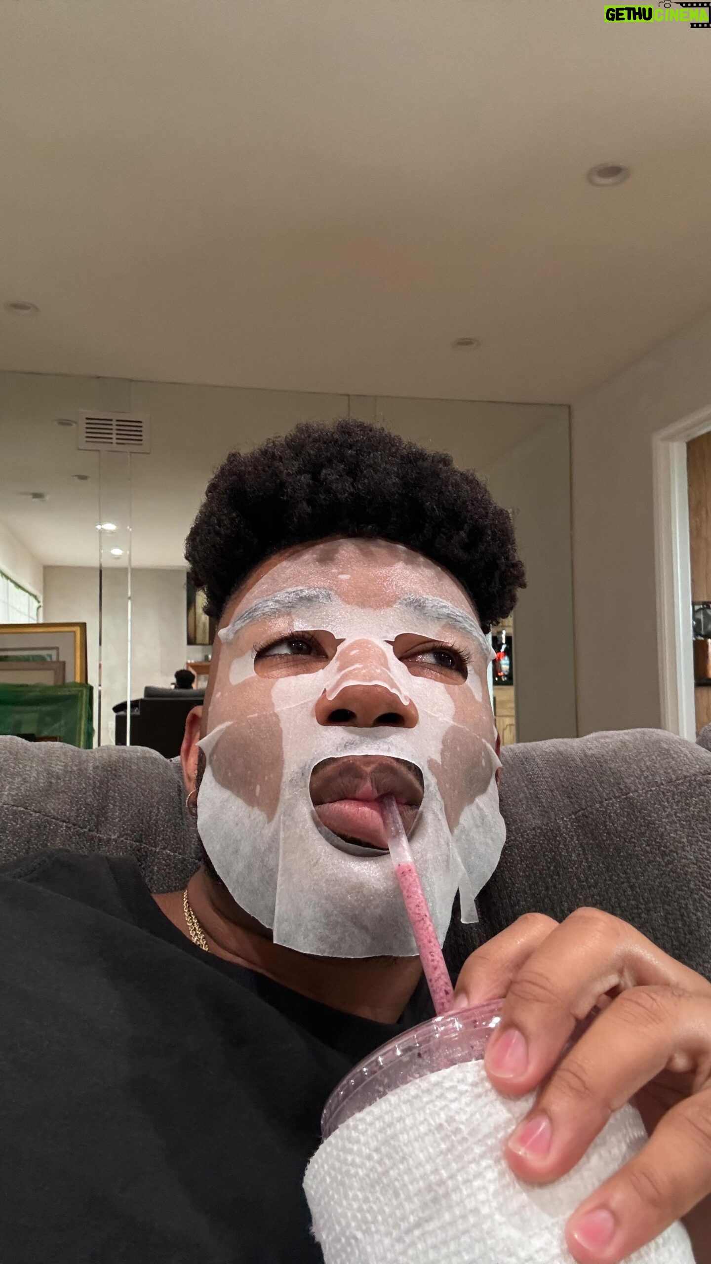 Jerrold Smith II - 3 Likes - Lmao I’ve been meaning to try this, but I had no idea what she’d say 😂 somebody come get this lady. How old does she look fr