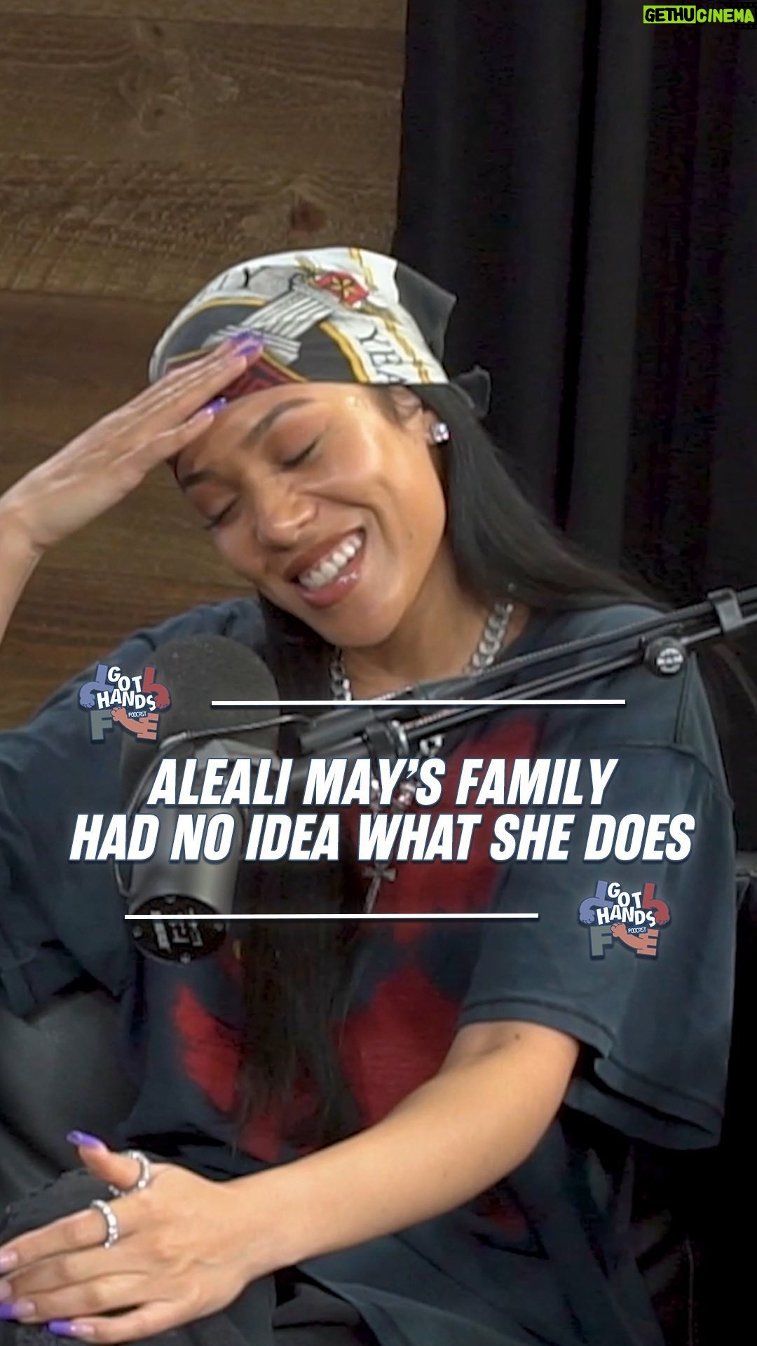 Jerrold Smith II - 3 Likes - “Whatever you’re doing, keep doing it” 😂
We’re back with a new episode featuring @alealimay!
Link in bio ⬇️
Like, share, & subscribe 🤝🏽
#lifegothandspod #lifegothands #sweetlifeonmax #sweetlifelosangeles #reels #reelsinstagram #viral #viralvideos #podcast #podcastersofinstagram #explorepage #aleali #alealimay #jordan #jordan1 #jumpman #jumpman23 #podcasting