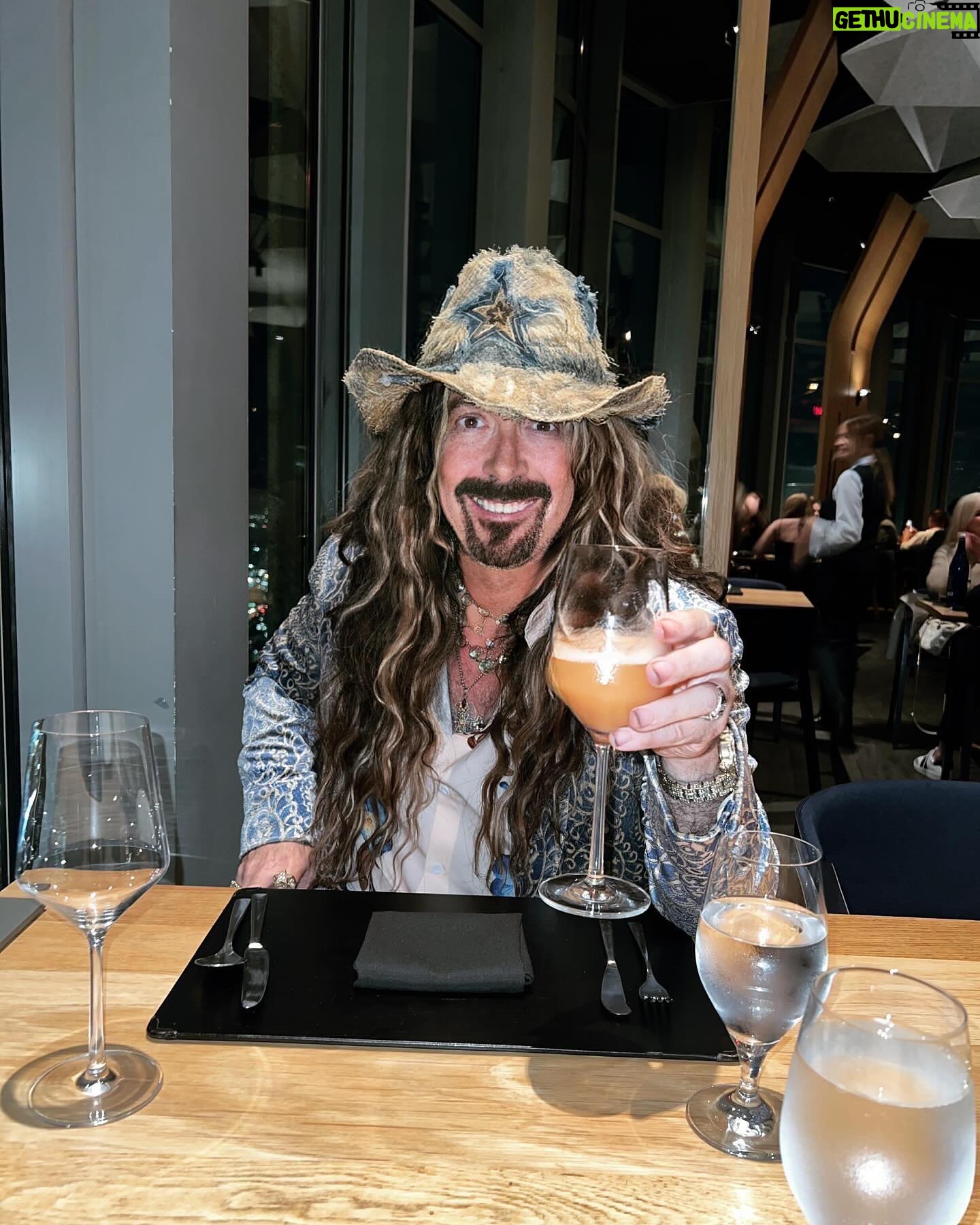 Jess Harnell - 415 Likes - ✨Date night✨: Where our love blooms and fantastic memories are made💙💖
Thanks @71above for always going above and beyond. We love you all!