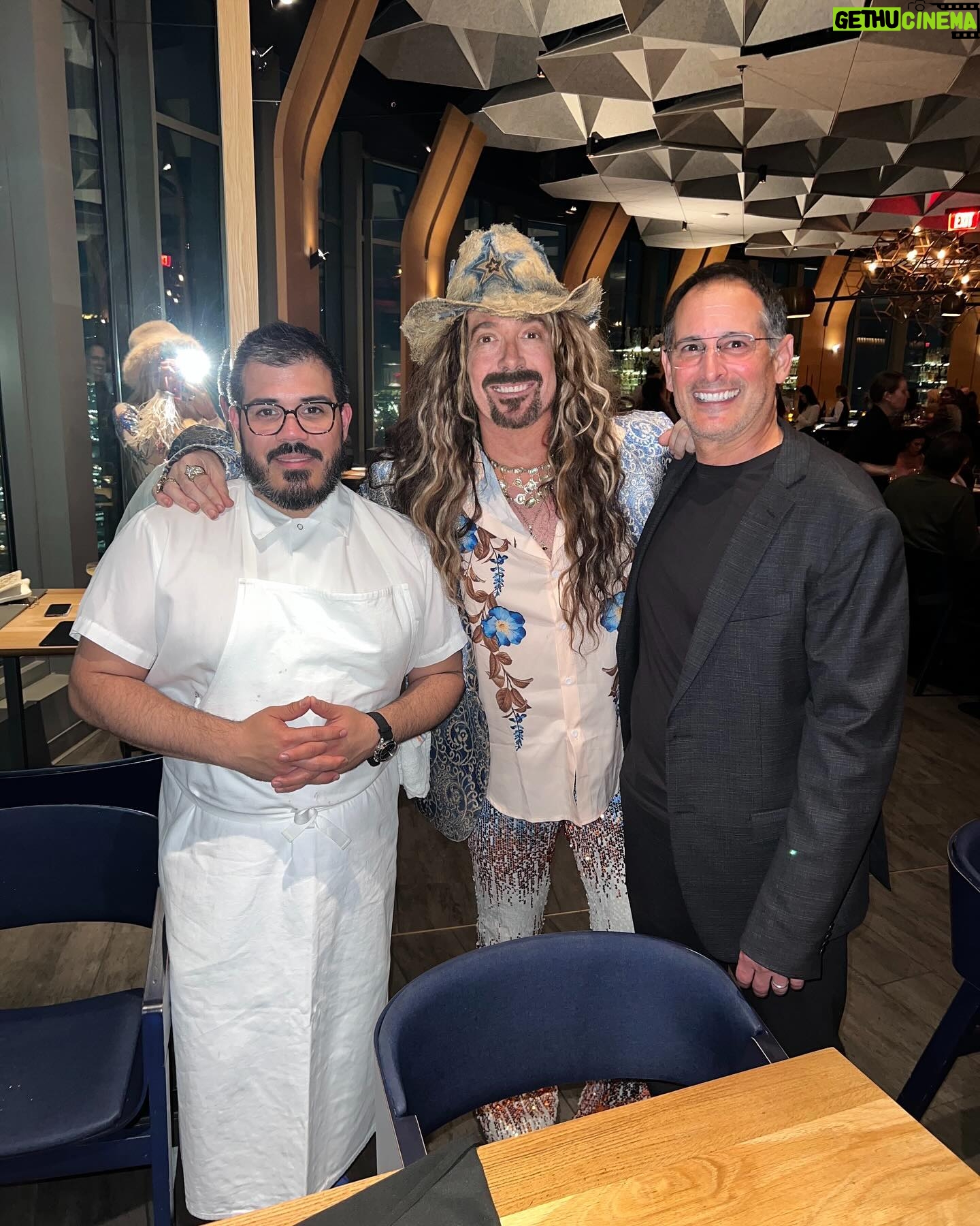 Jess Harnell - 415 Likes - ✨Date night✨: Where our love blooms and fantastic memories are made💙💖
Thanks @71above for always going above and beyond. We love you all!