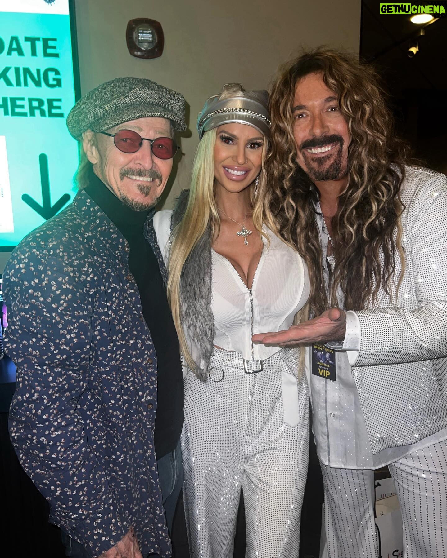 Jess Harnell - 729 Likes - We’ve all had movies that impacted us,
that truly made a difference in our lives. For me, one of those was “Jesus Christ Superstar”.
Not only did it give me my first exposure to what would become my chosen faith, it also showed me the brilliance of Mr. Ted Neeley in the title role.
He was the first one who made me think “I’d like to do screaming rock and roll someday” and was a huge influence on me.
Well, last night Cara and I had the pleasure to meet him and others from the film (including the amazing Yvonne Elliman, who played Mary Magdalene and who we sat next to, for the screening!).
They all could not have been kinder.
At one point, Ted and I shared some special words and we now call him our friend.
Thank you @tedneeleyofficial , for both then and now.
They say you should never meet your heroes.
In this case, they were wrong. 🙏🏻🤟🏻🙏🏻
Ps: What was a movie that really made a difference in your life, and why?