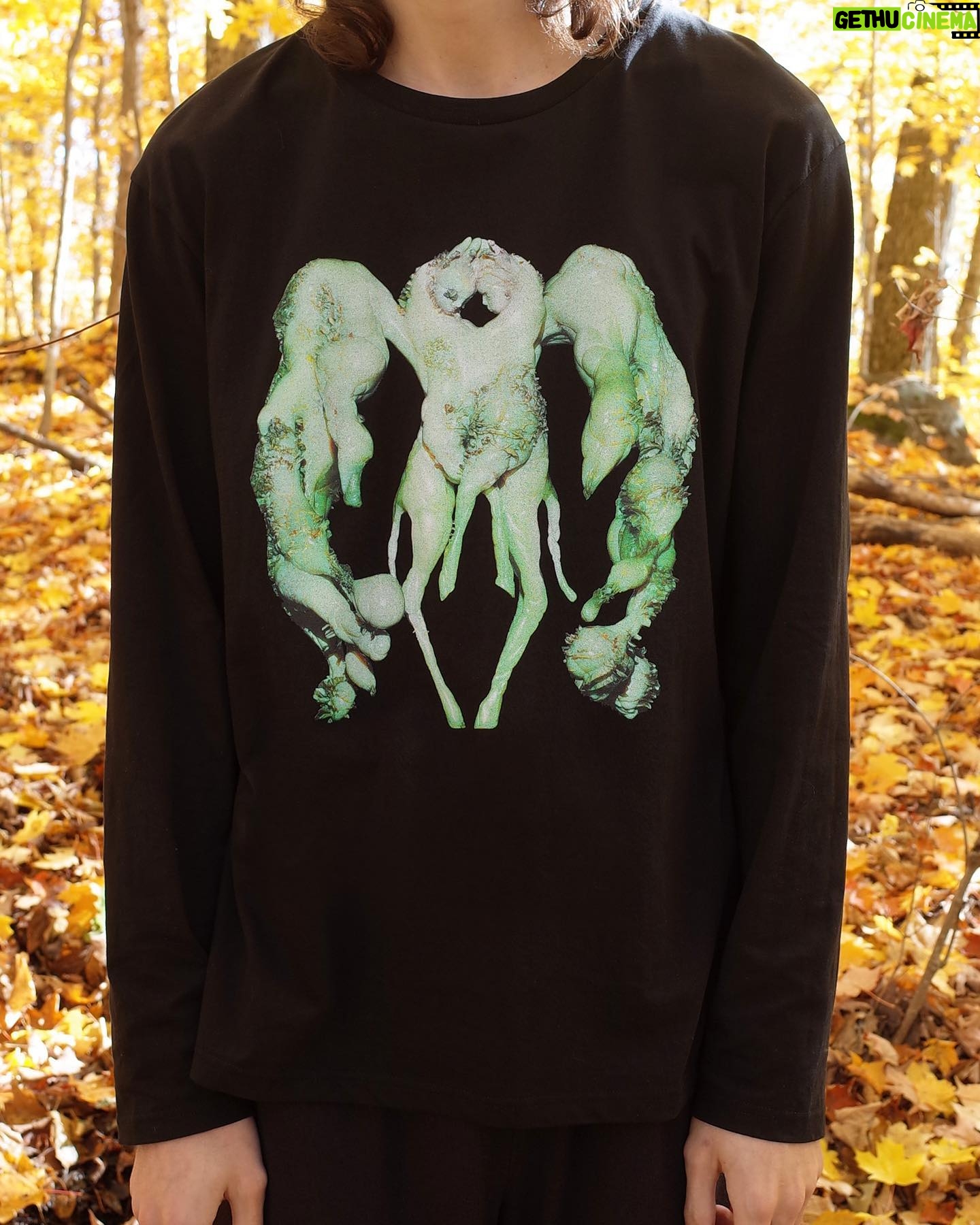 Jesse Kanda - 2.7K Likes - Jesse Kanda ‘Polycephaly’ Black Longsleeve T First Edition of 300 available worldwide now http://wwwomb.jessekanda.com link in bio 💚🌷Thank you ありがとうございます🌷💚 From Labyrinth series