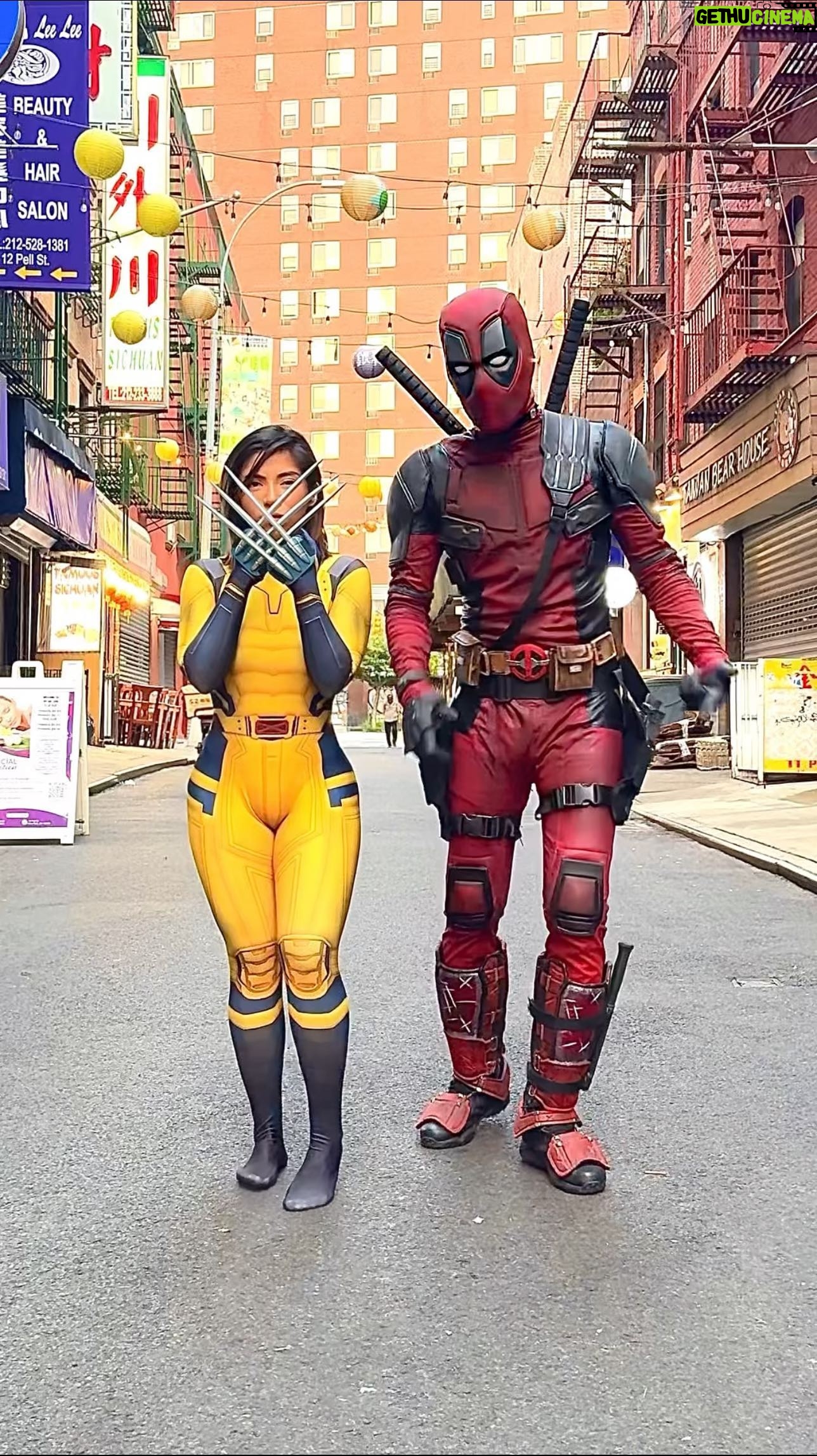 Jessenia Gallegos - 19.5K Likes - BYE BYE BYE 👋 WEEKEND! HI HI HI 👋 WEEKEND 💛❤️
Who’s gonna go watch @deadpoolmovie this weekend!
LFG!!!
🎥 @asteverson
Deadpool: @cosplaynay
#deadpoolandwolverine #deadpool #wolverine #marvel #marvelcomics #xmen #mcu #cosplay #ryanreynolds #deadpoolcosplay #marveluniverse #deadpoolfan # #marvelstudios #xforce