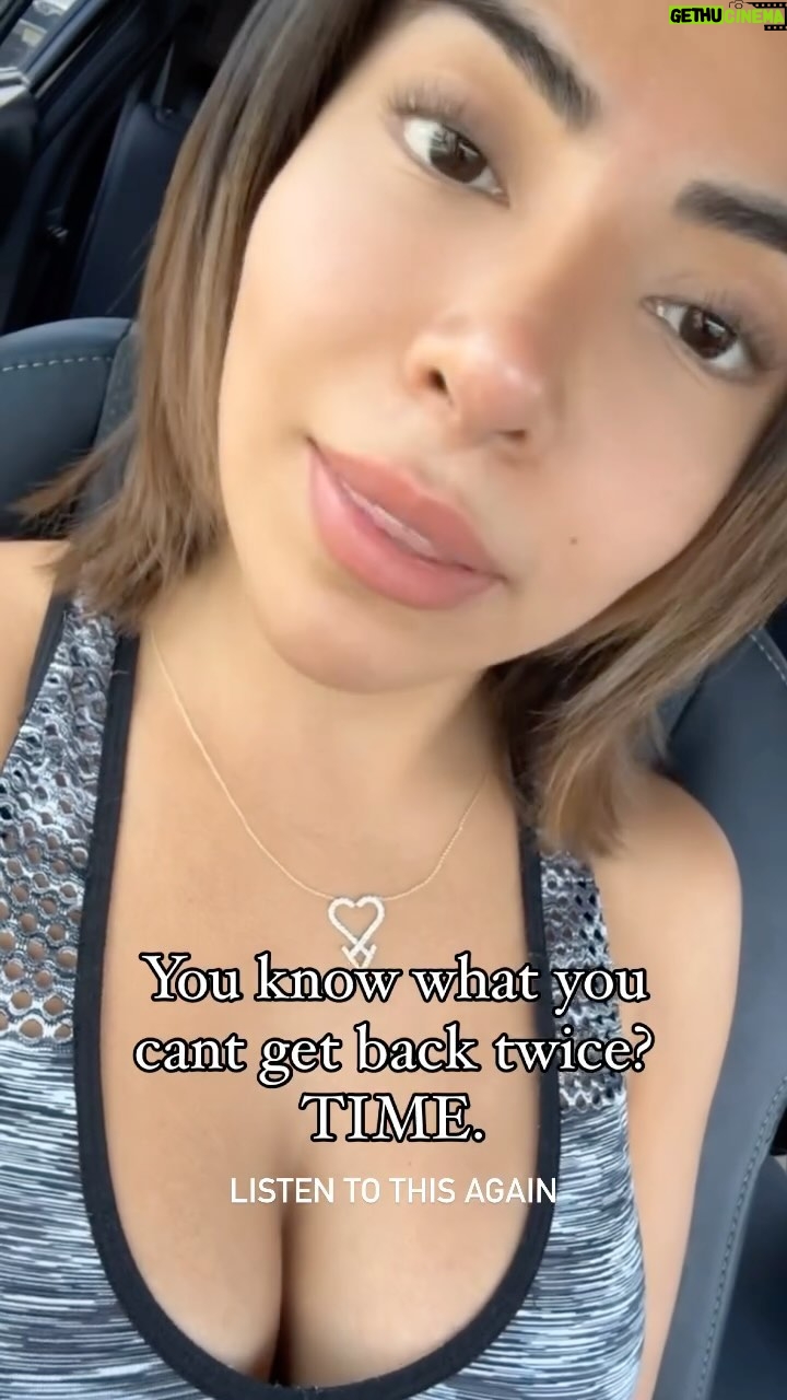 Jessenia Gallegos - 1.4K Likes - MOOD! Remember, you can always earn back the money you spend, but time once lost is gone forever. Choose wisely where you invest your time.
#mood #realatable #realtalk #keepingitreal