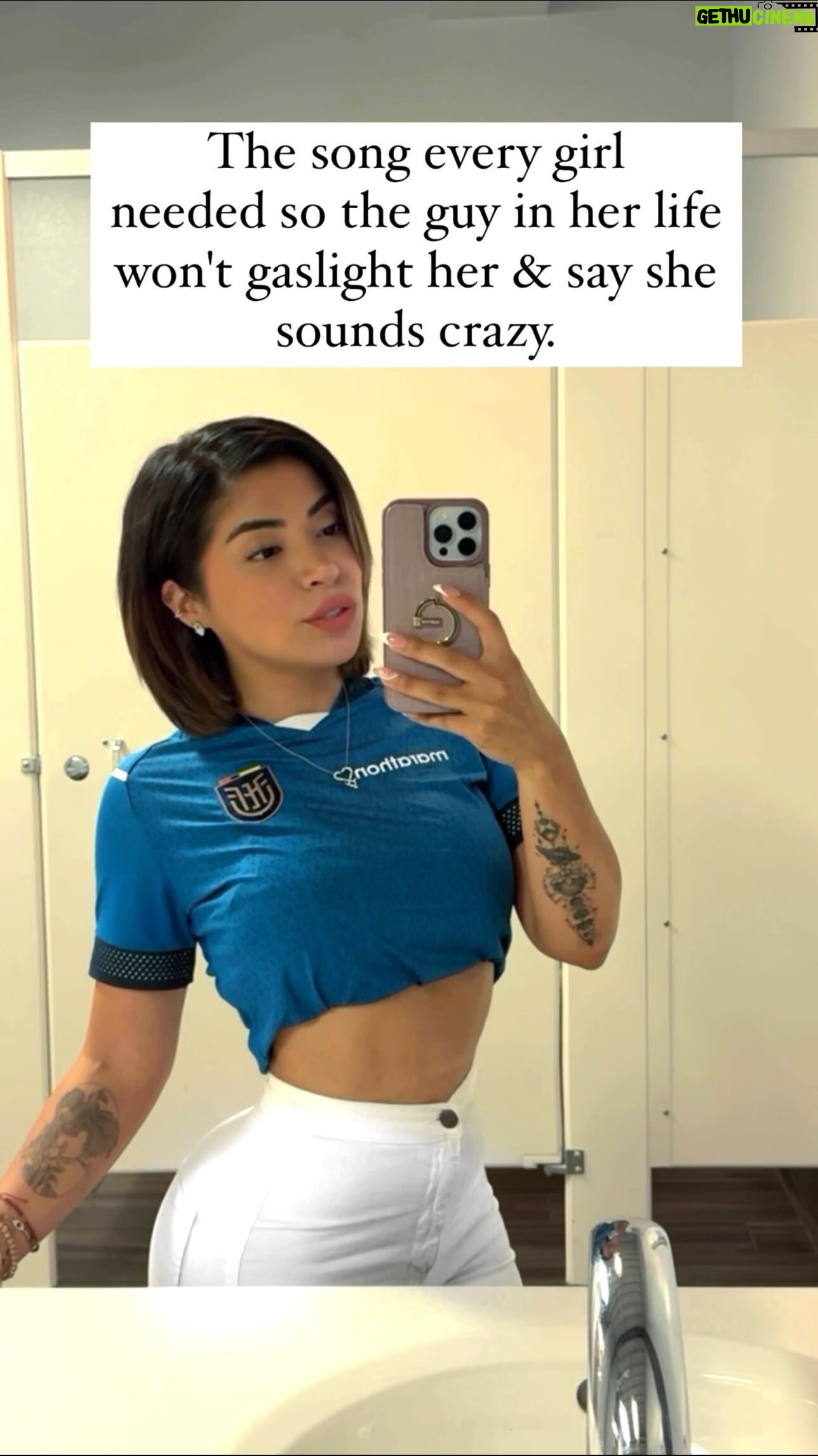 Jessenia Gallegos - 1.5K Likes - Thank you Sabrina Carpenter! We indeed are not crazy🫂💕
And I’m no longer begging nor crying bc sis is single ✨
On another note ECUADOR won 3-1 🇪🇨 TQM
#viralvideos #viral #sabrinacarpenter #relationships #dating #single #breakups #latina