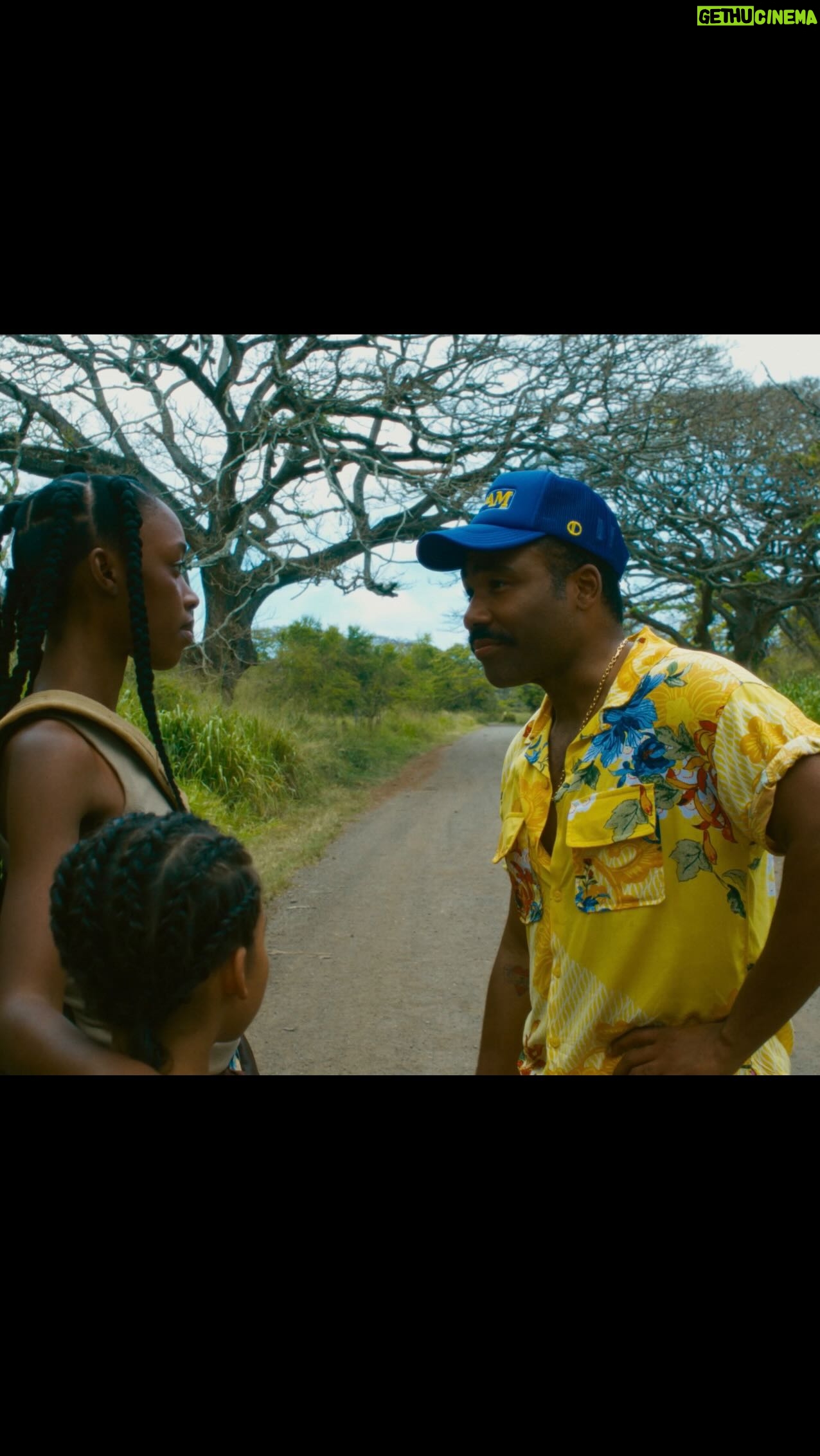 Jessica Allain - 2.5K Likes - Full Length BANDO STONE & THE NEW WORLD trailer
@donaldglover @childishgambino