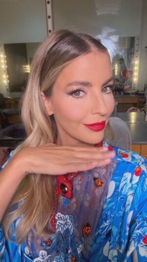 Jessica Athayde Instagram - Gorgeous @jessica_athayde 

makeup @tomperdigao 
hair @madmoisellehairstylist @griffehairstyle 
styling @davidmottaworld