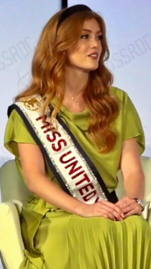 Jessica Gagen Instagram - The Mission 🚀💃🏼✨

Only 9% of my cohort were female when I studied aerospace engineering. It’s been my mission to change that ever since 🤍👗

#stem #science #technology #engineering #maths #sparkly #missuk #scientist #engineer #aerospaceengineer #avgeek #spacegeek #issrdc #boston