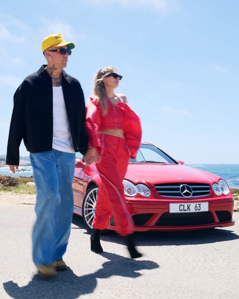 Unveiling Jessica Hart's Most Liked Instagram Photos: A Top 10 List!