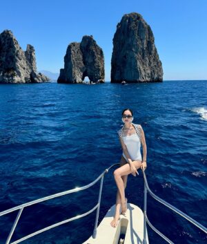 Jessica Jung Instagram - Unplugged for this🩵🛥️˖°𓇼🌊⋆🐚🪸🫧⚓️