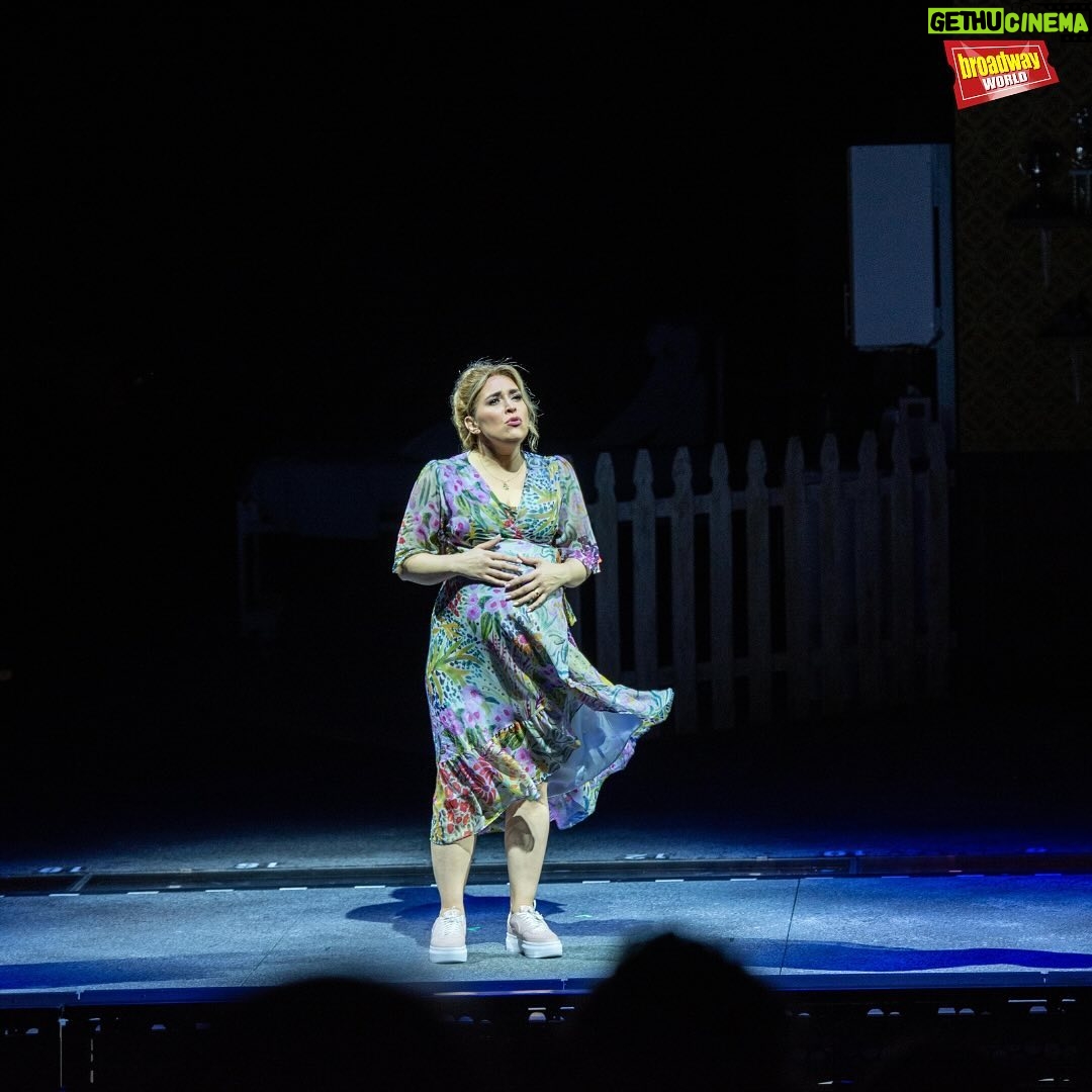 Jessica Vosk - 14.8K Likes - Get a first look at Waitress at @themuny, starring @jessicavosk, @devdesantis, @crawdady21, and more! See all of the exclusive production shots at the link in our bio.