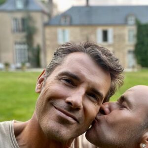 Jesús Vázquez Instagram - L’amour♥️🇫🇷