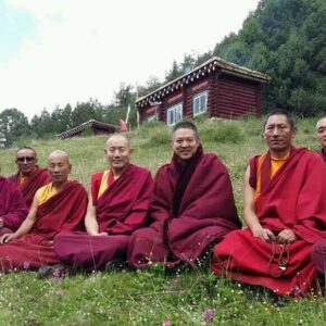 Jet Li Instagram - Ten years ago was the first time I came to do a retreat up in these mountains. Because of the high altitude, at 4000 meters, I always have to struggle with my physical body. I’m so grateful to my guru Khenpo Tsultrim Lodrö for patiently guiding me in my study and practice here. This year, I’m so happy because my wife and youngest daughter, Jada, were able to experience this very special place with me during this last week. The most important part of every session of practice is to make an aspiration for world peace, less suffering, and good health and happiness for all.
