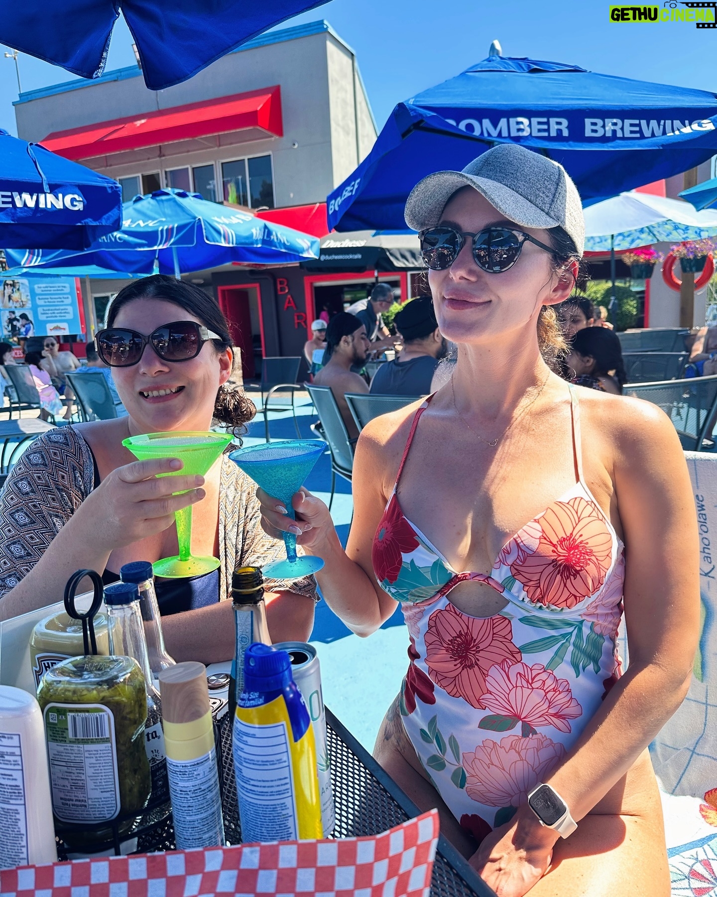 Jewel Staite - 10.8K Likes - July things