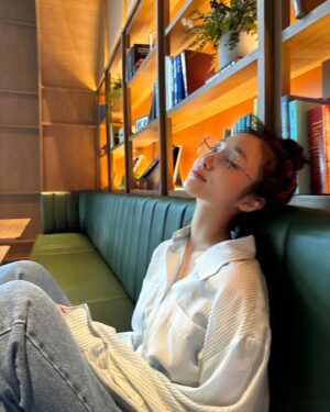 Ji Hye-won Instagram - 아 너무 덥자나아아ㅏ아ㅏㅏㅏ
