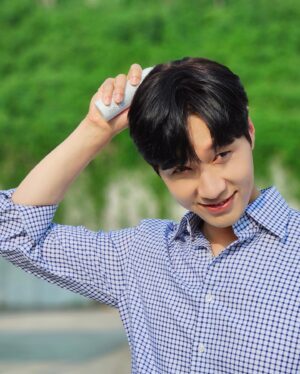 Ji Hyun-woo Instagram - #메디올#미녀와순정남

@mediall.official